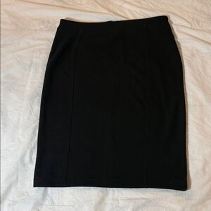 Forever 21 Classic Black Pencil Skirt
